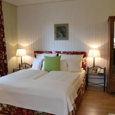 Christian Gartenhotel Отель 4*